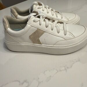 Dr. Scholl's White and Tan Women's Sneakers